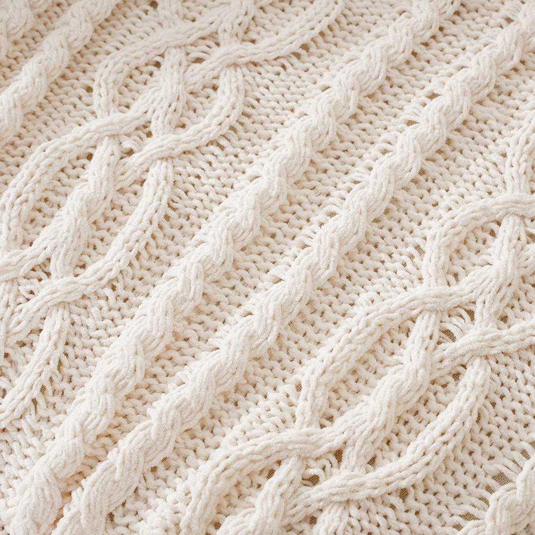 Crochet Blanket Patterns for Beginners: From First Loops to Luxurious Creations