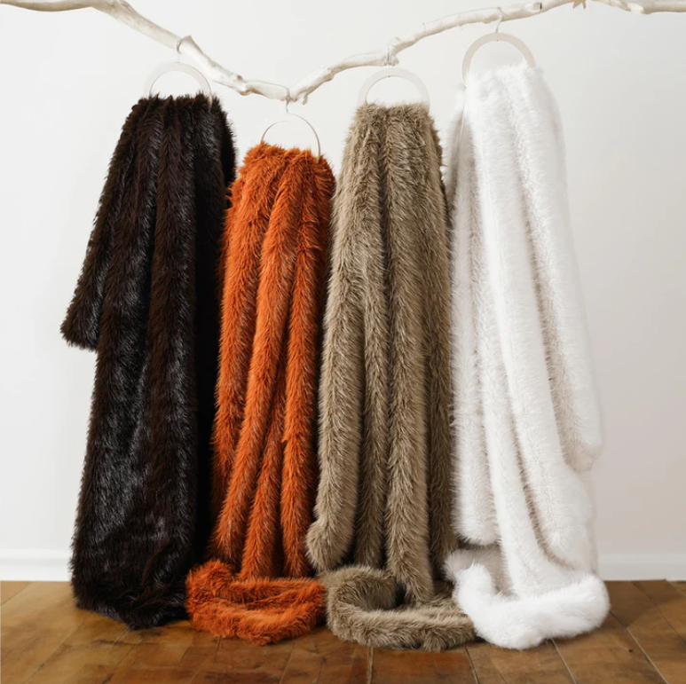 How to Fluff Up Your Faux Fur Blanket After Washing It?