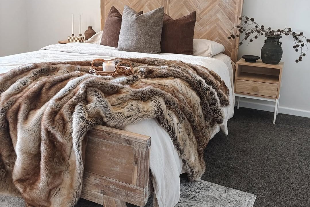 How to Choose the Perfect Throw Blanket: Your Ultimate Guide