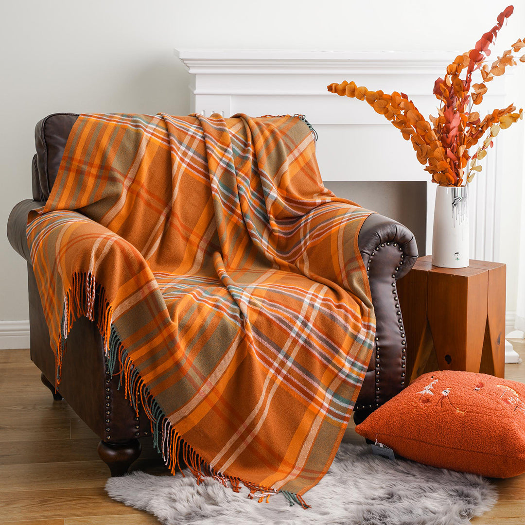 Plaid Throw Blanket: How to Wash It the Right Way?