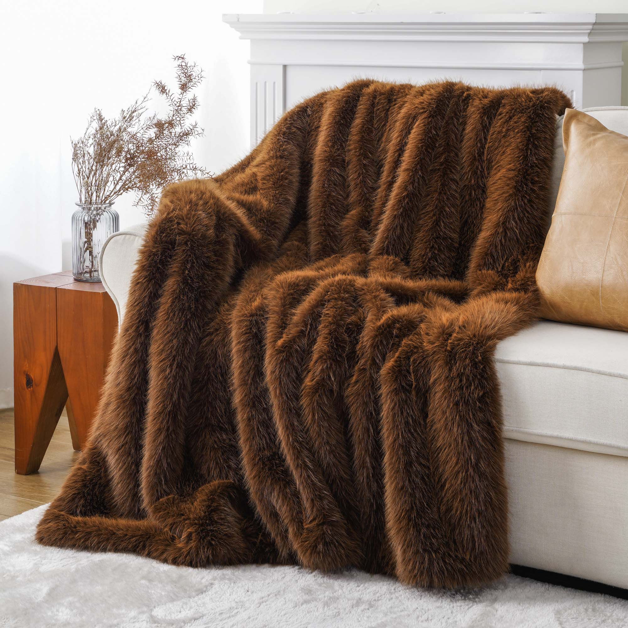 How Does a Cooling Blanket Work? The Science Behind Temperature-Regulating Bedding