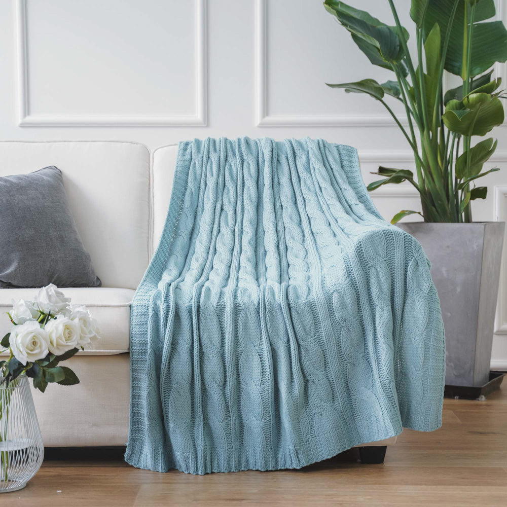 Light Blue Throw Blanket: A Touch of Tranquility and Comfort