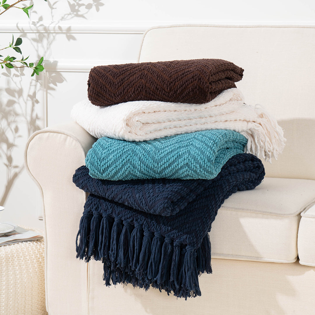 Creative Ways to Display a Decorative Throw Blanket