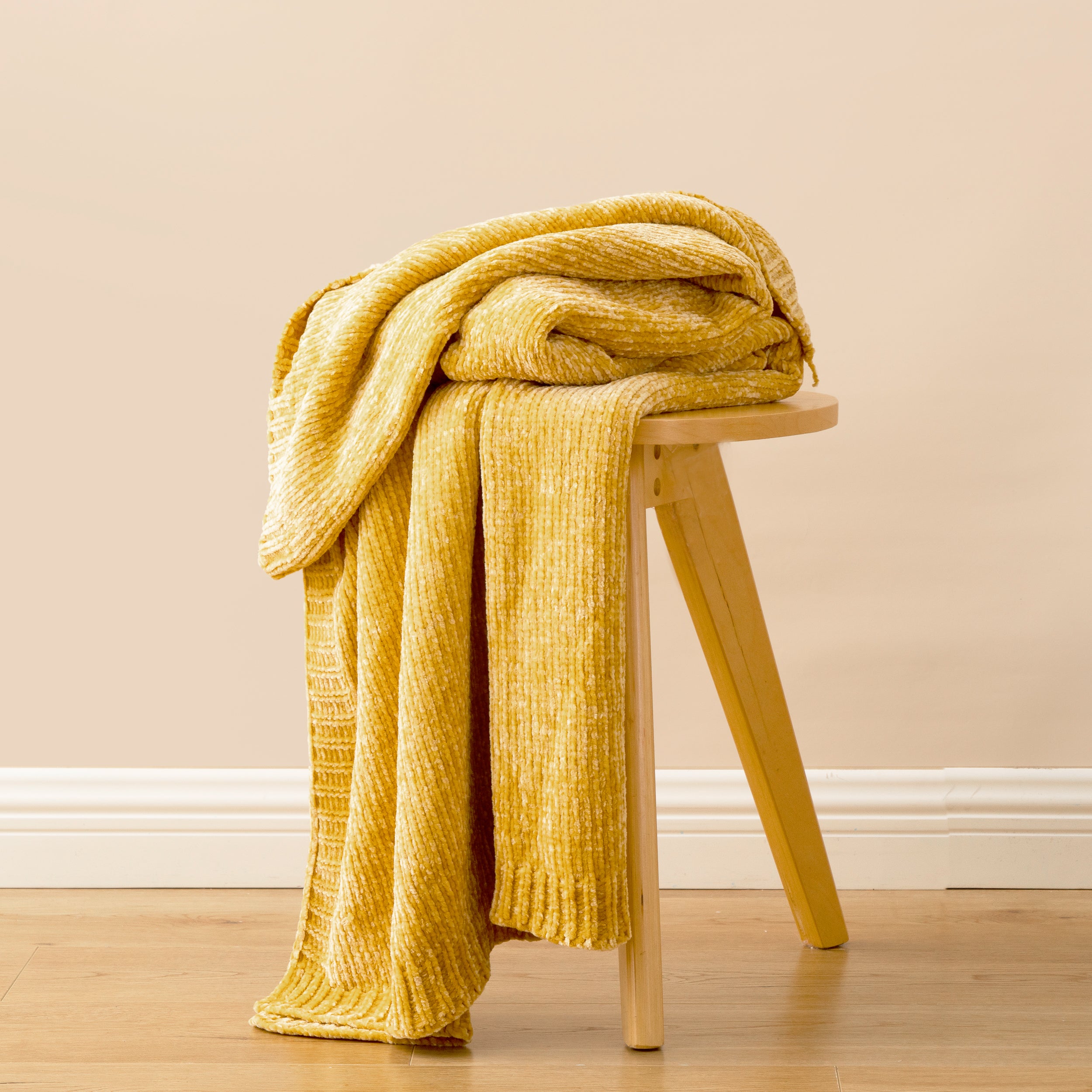 Couverture en tricot chenille texturé