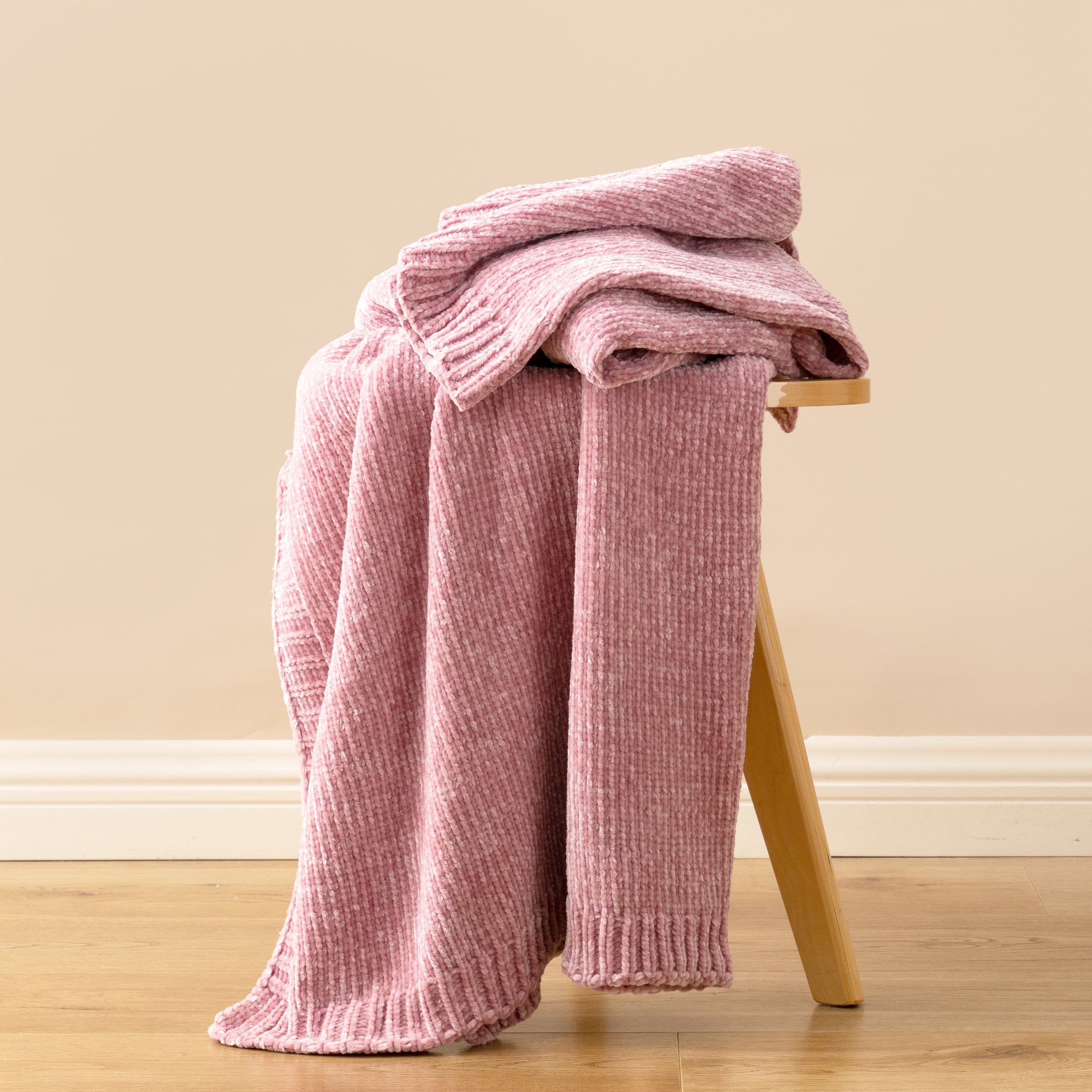 Couverture en tricot chenille texturé