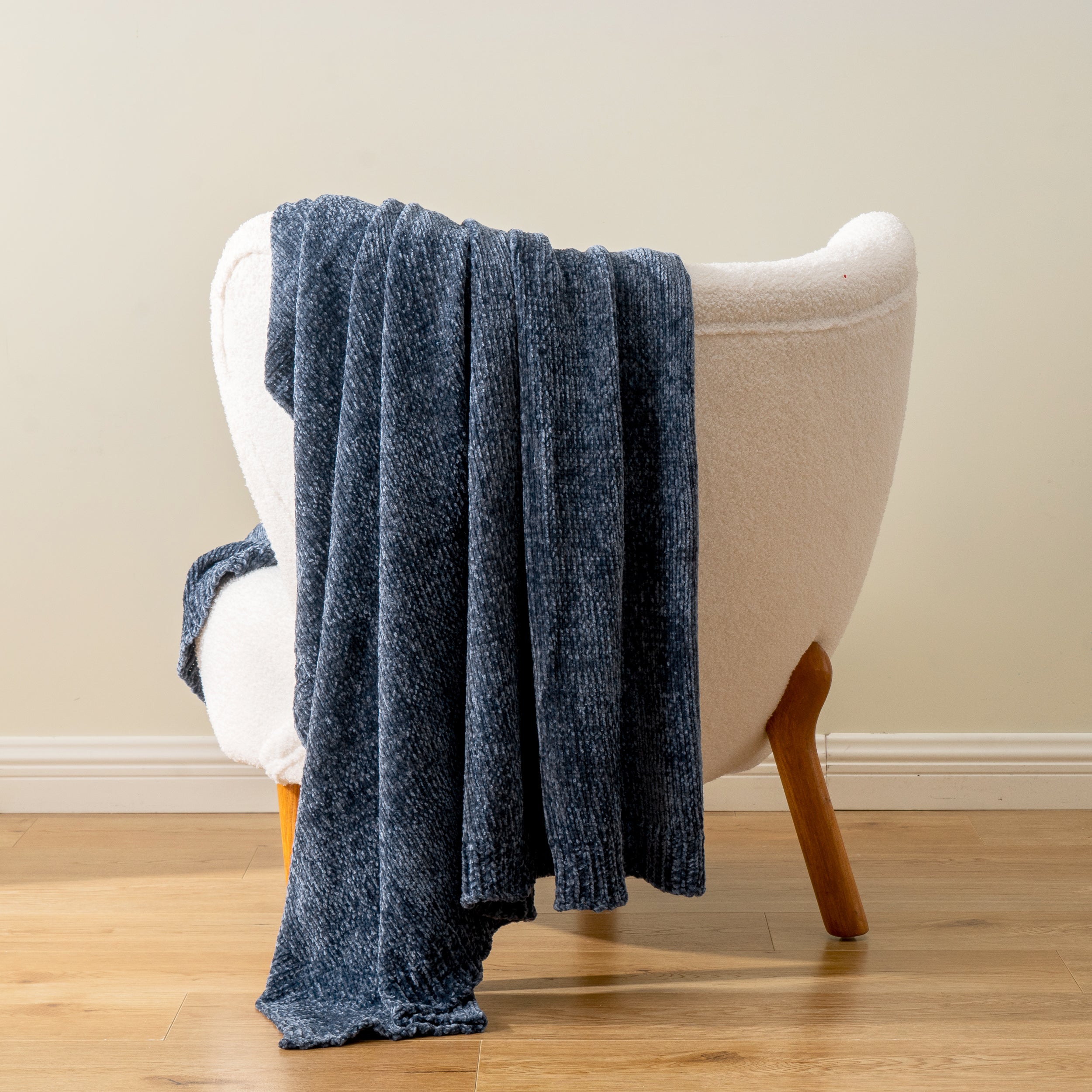 Couverture en tricot chenille texturé