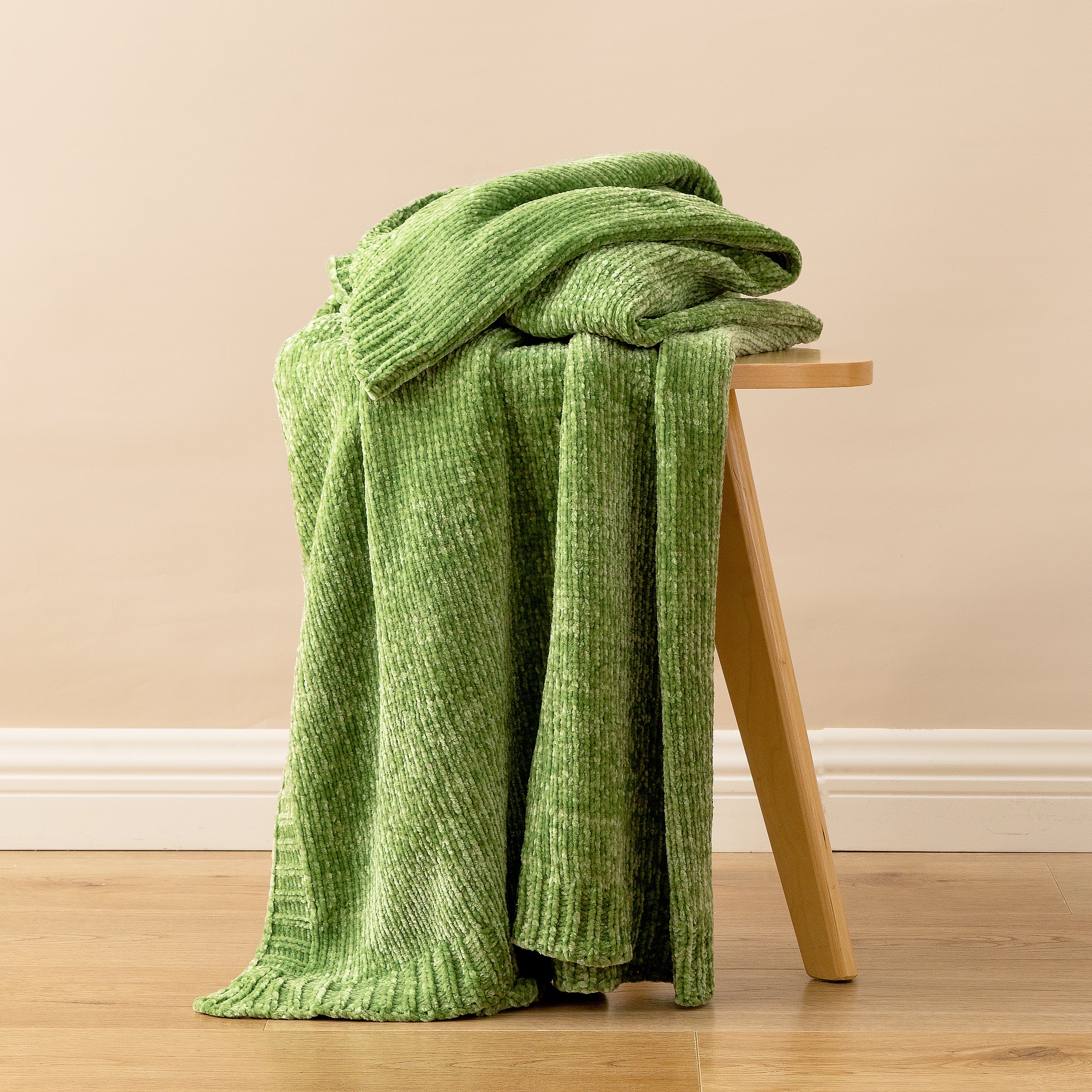 Couverture en tricot chenille texturé