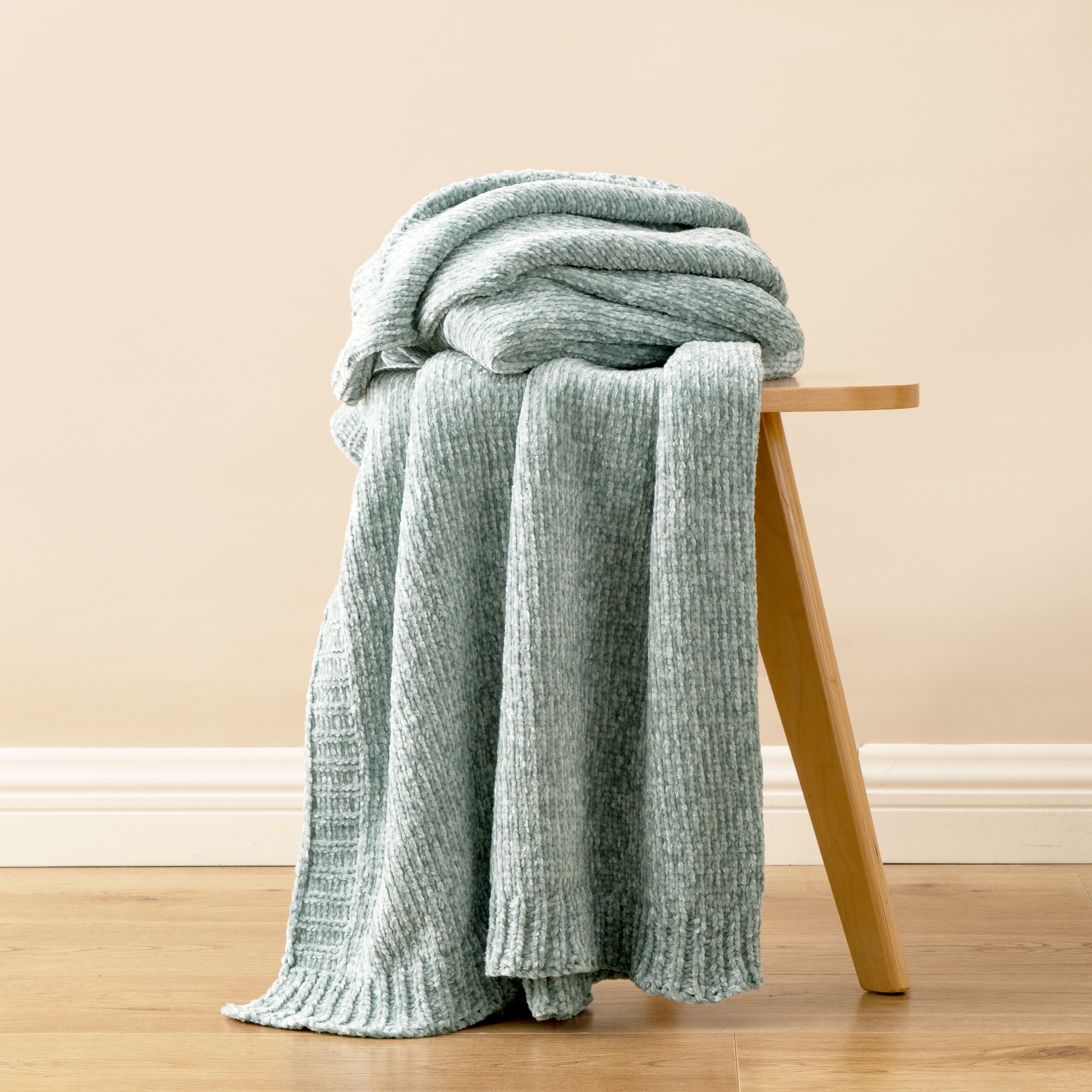 Couverture en tricot chenille texturé