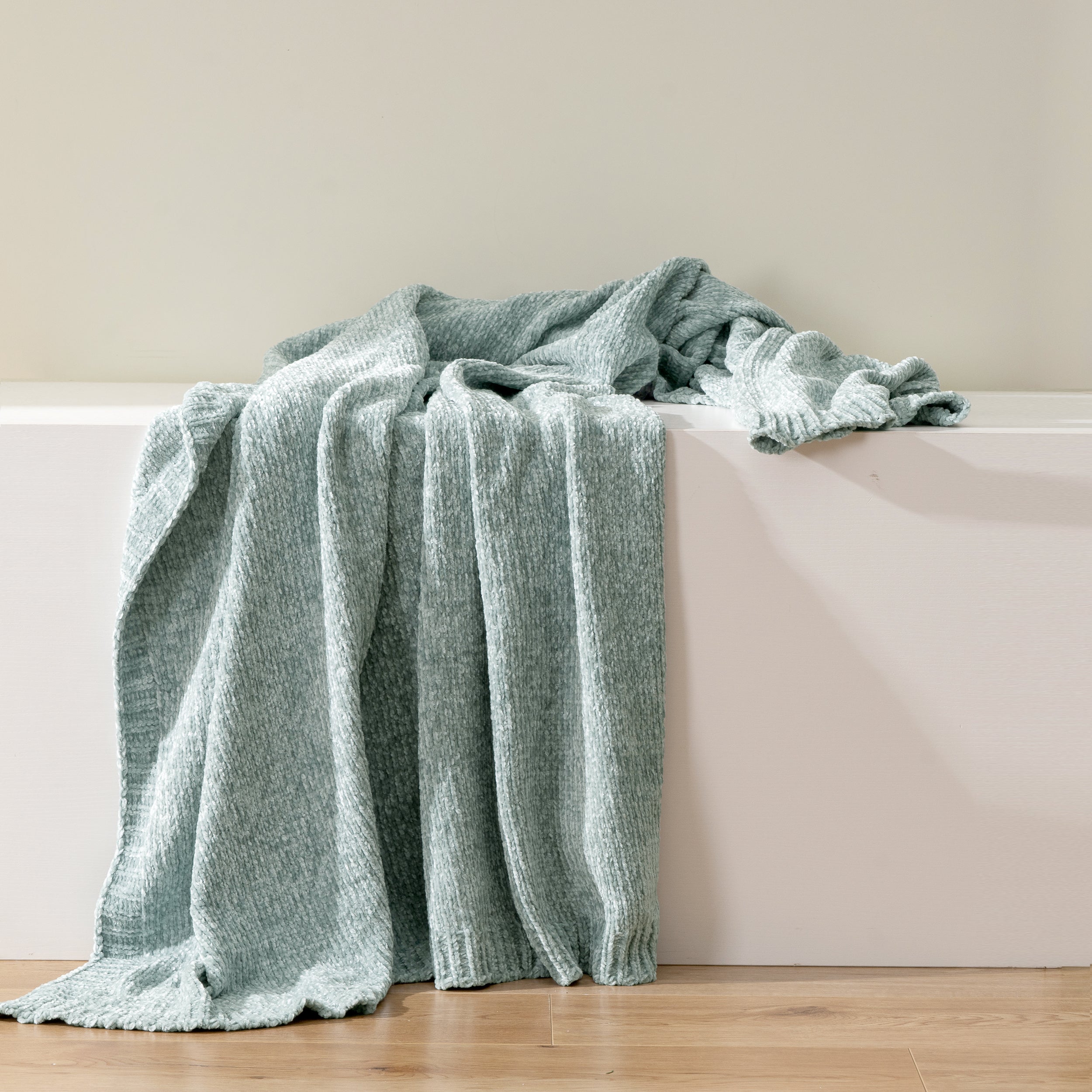 Couverture en tricot chenille texturé