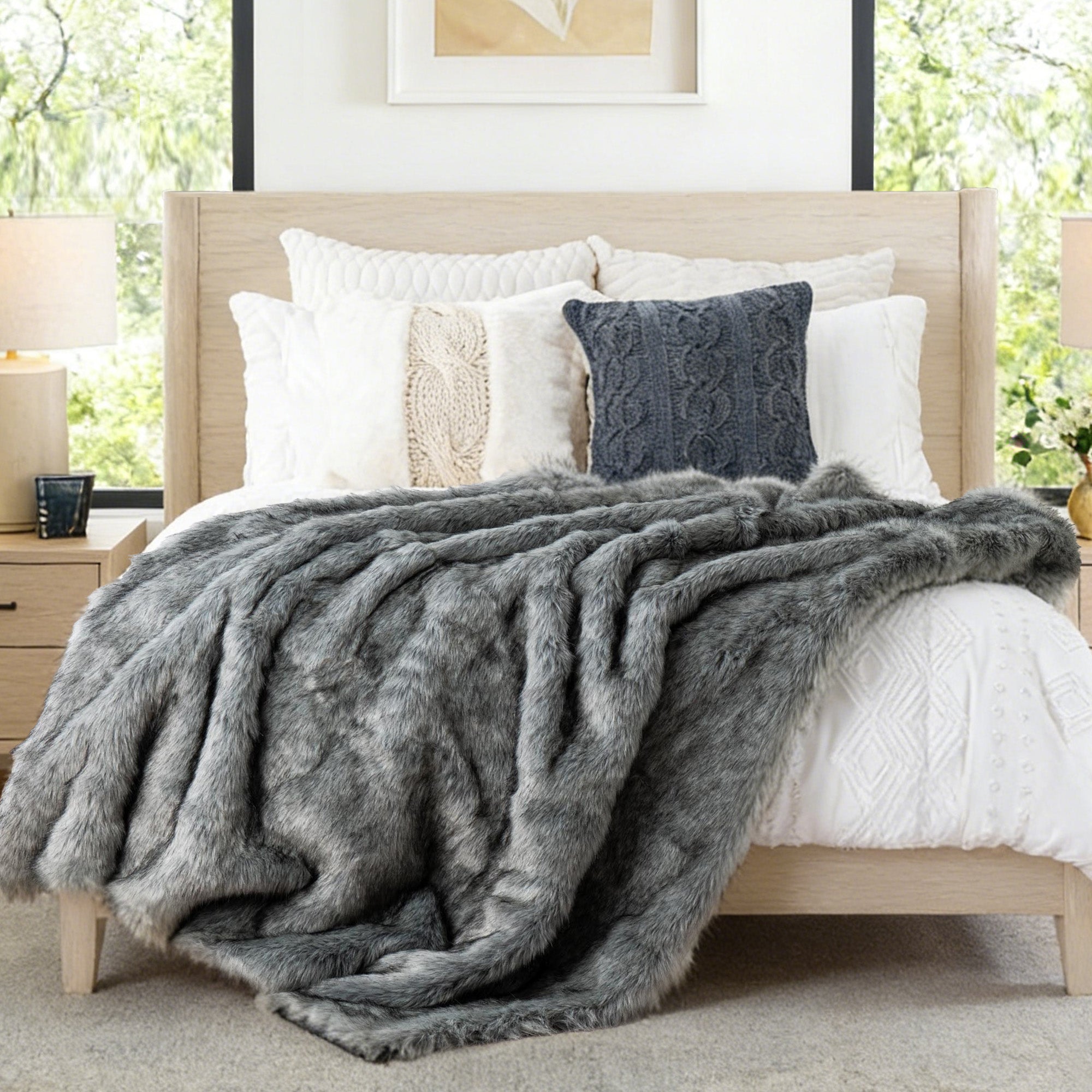 Faux Fur Brushed Tips Blanket