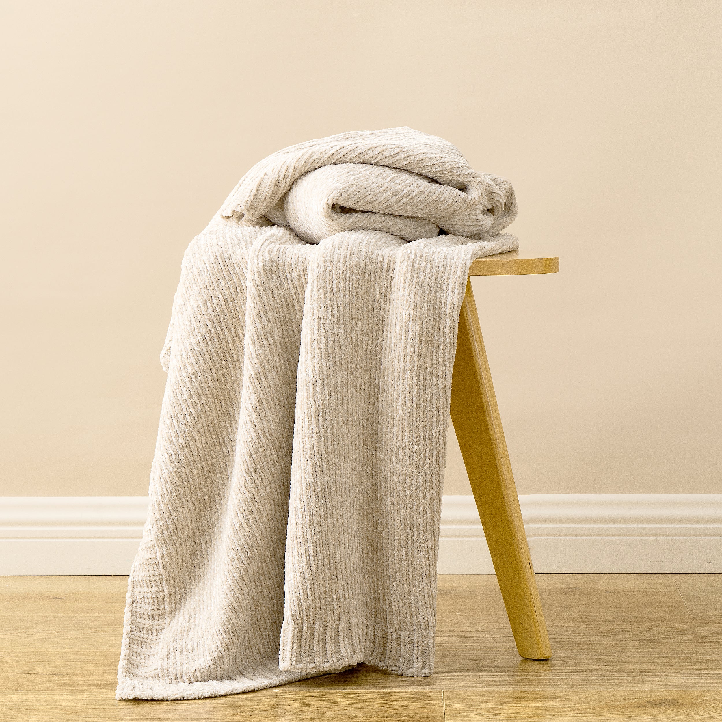 Couverture en tricot chenille texturé