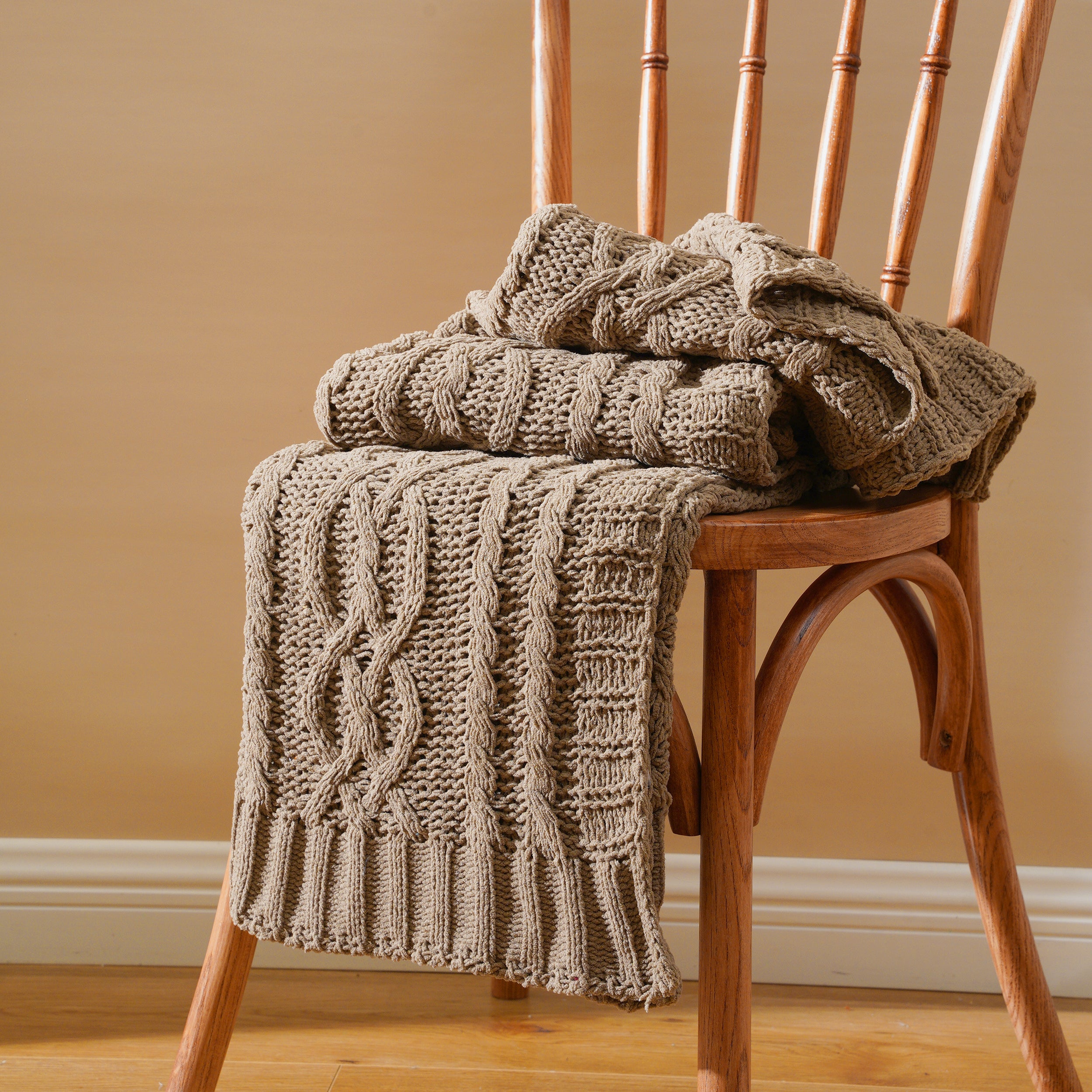 Chenille Cable Knit Throw Blanket