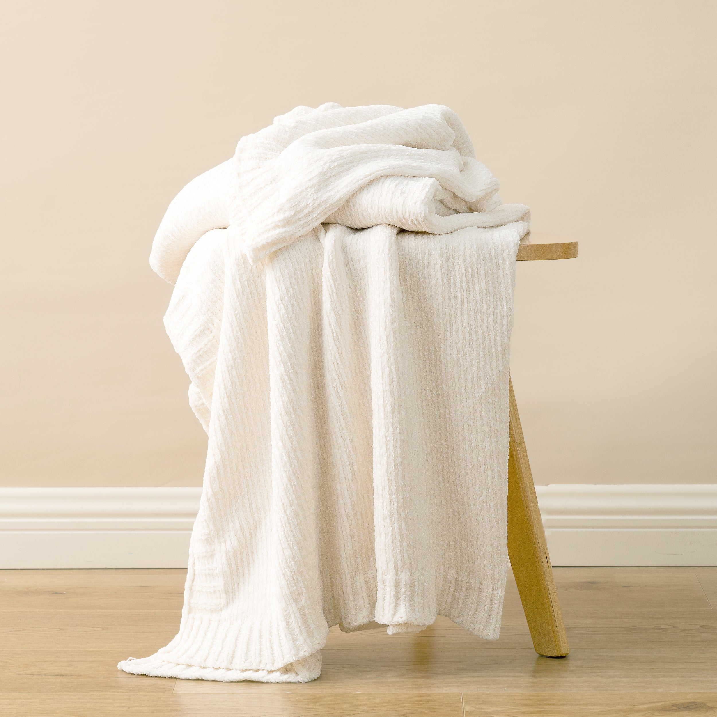 Couverture en tricot chenille texturé