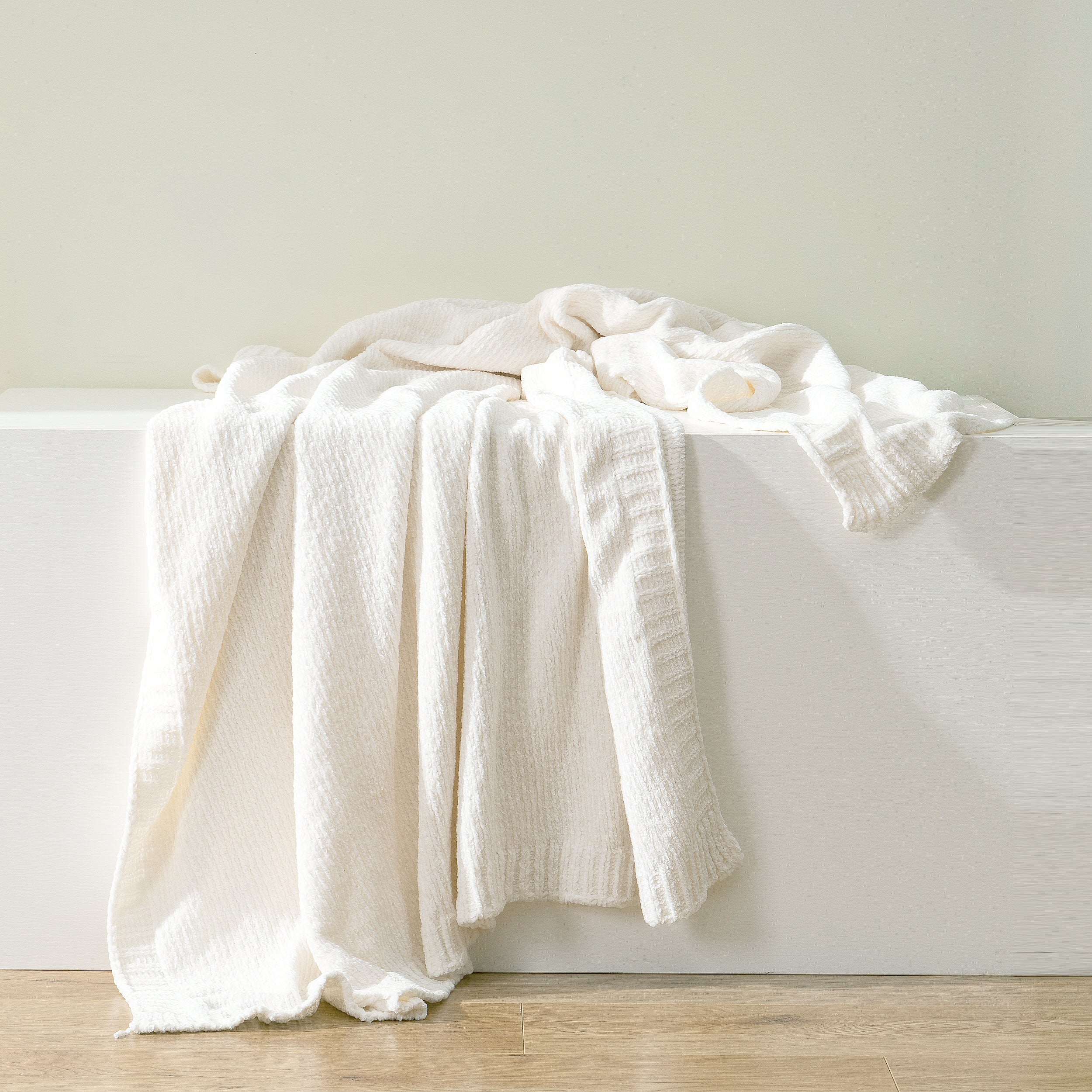 Couverture en tricot chenille texturé