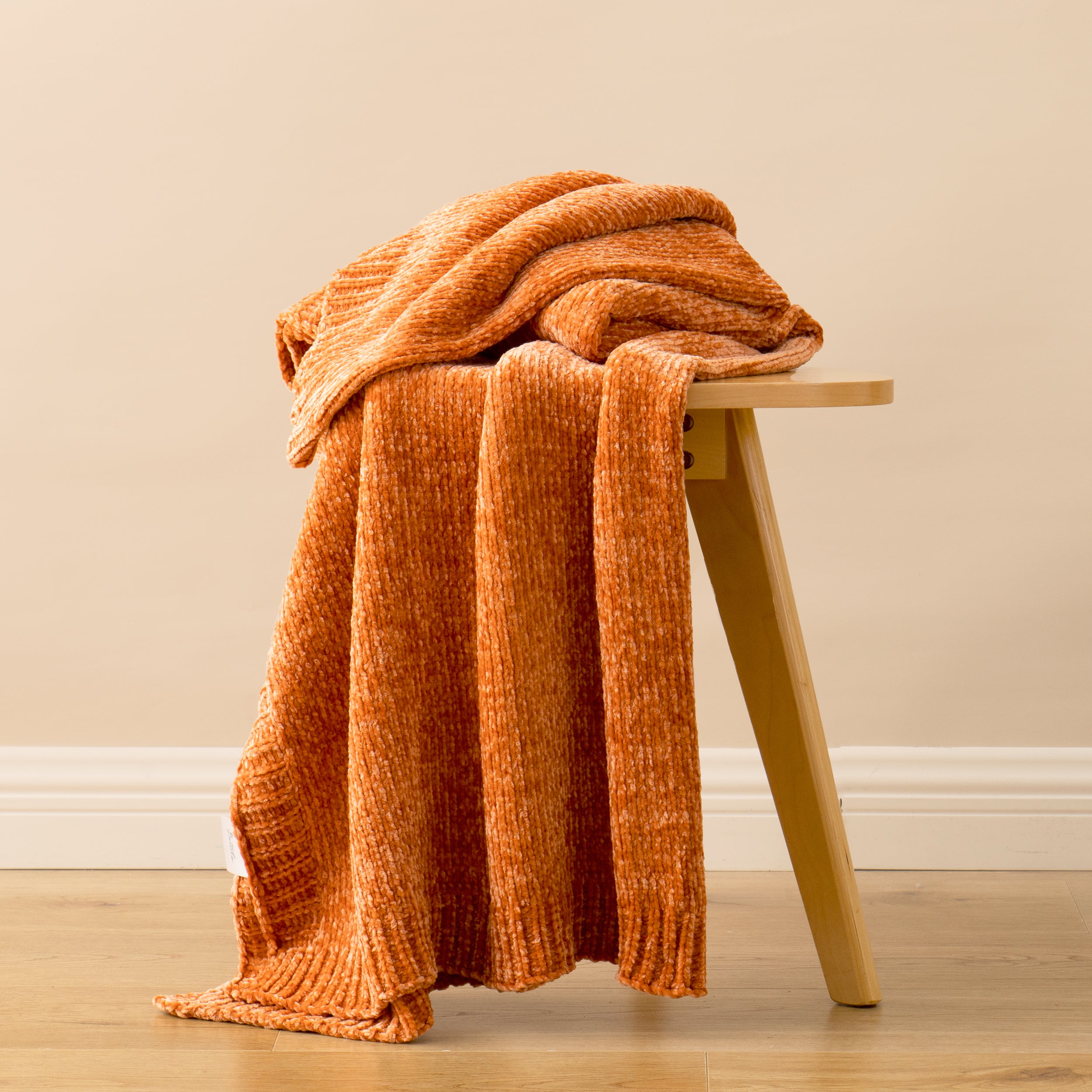 Couverture en tricot chenille texturé