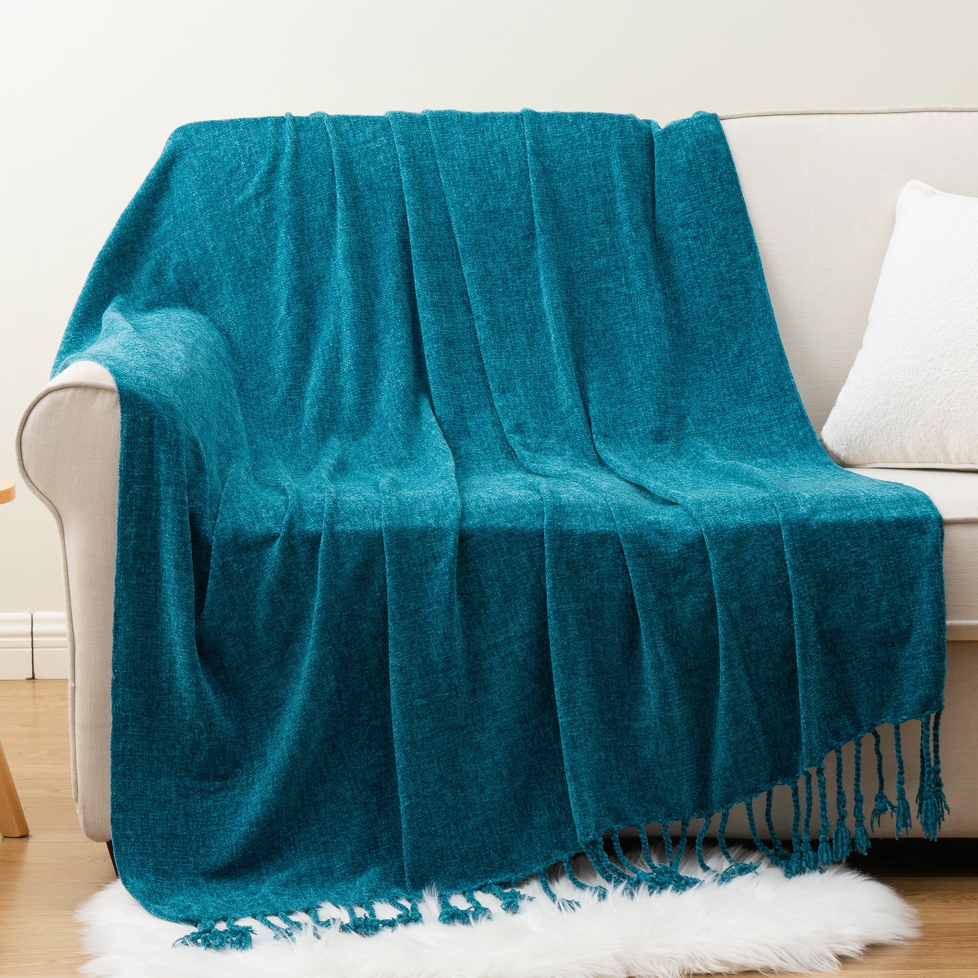 Decorative Fringe Velvety Throw