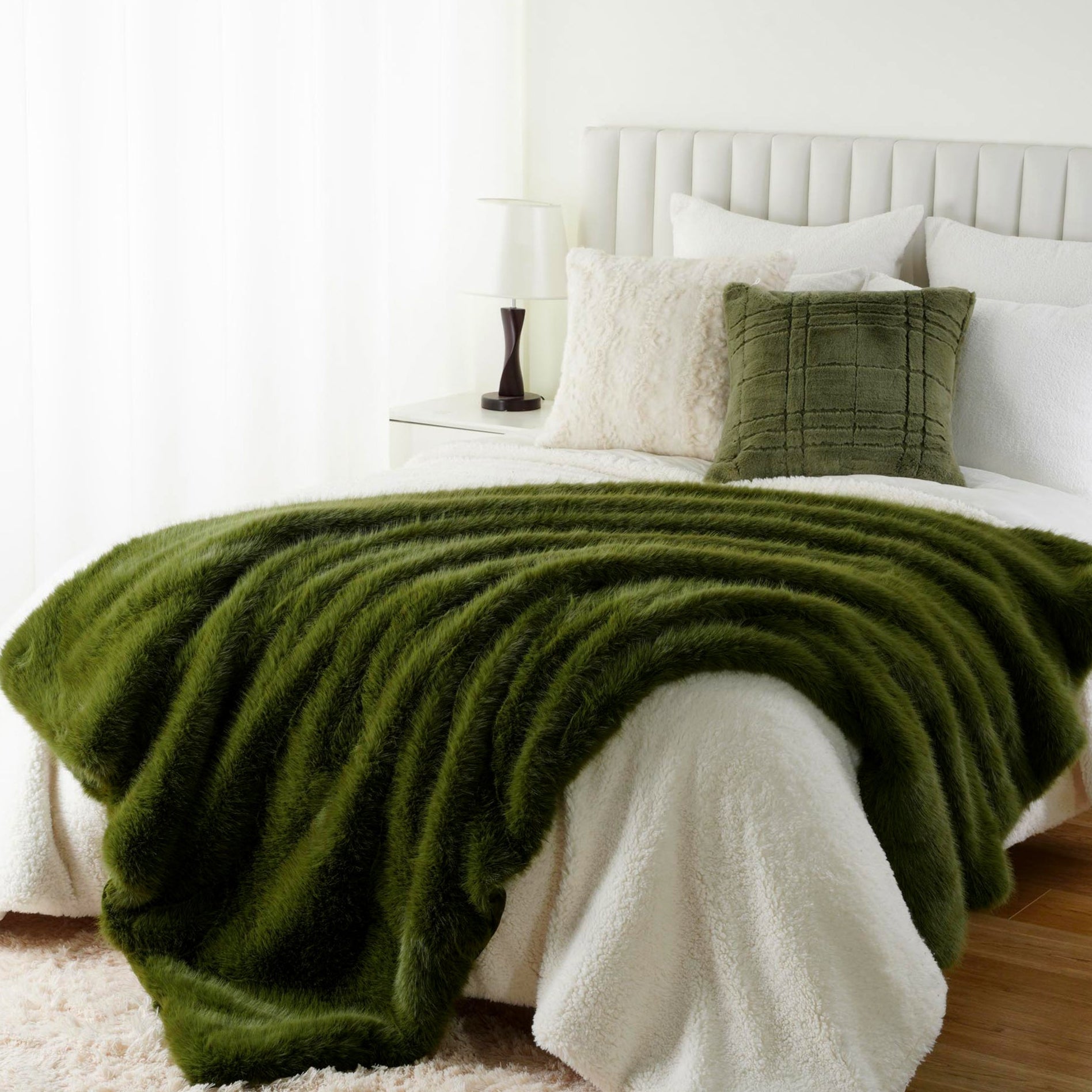 Fluffy Faux Fur Throw