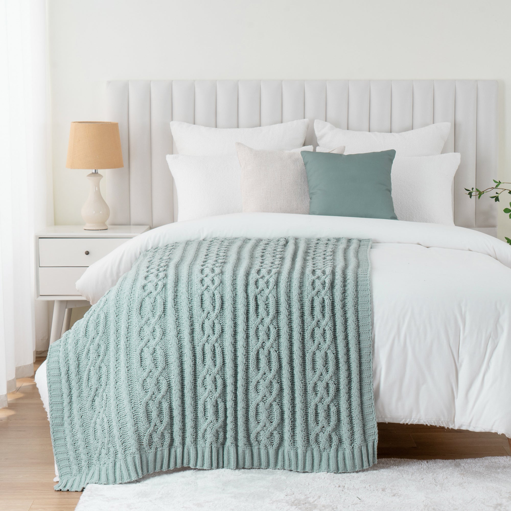 Chenille Cable Knit Throw Blanket