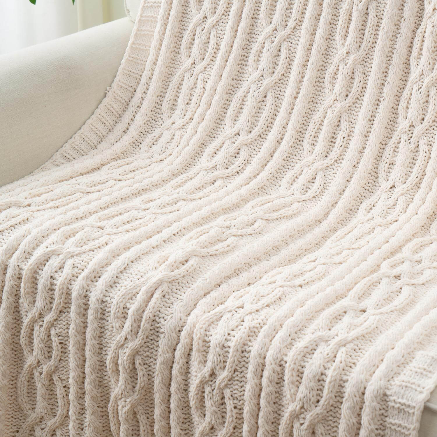 Chenille Cable Knit Throw Blanket