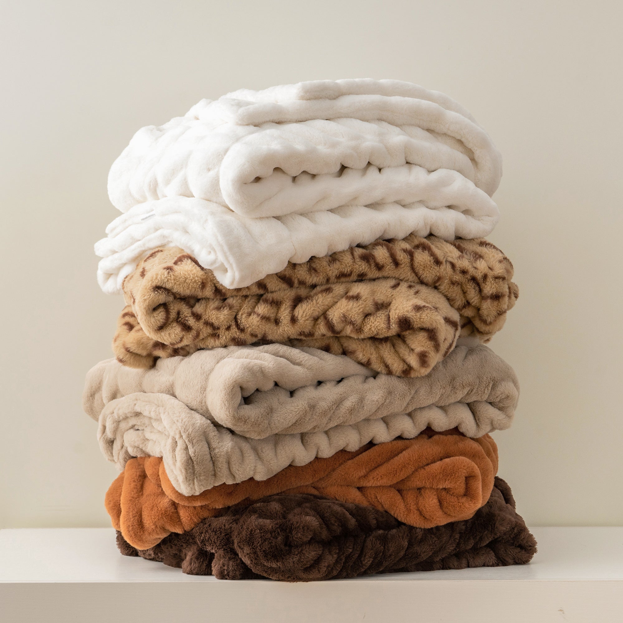 Lynx Faux Fur Blanket